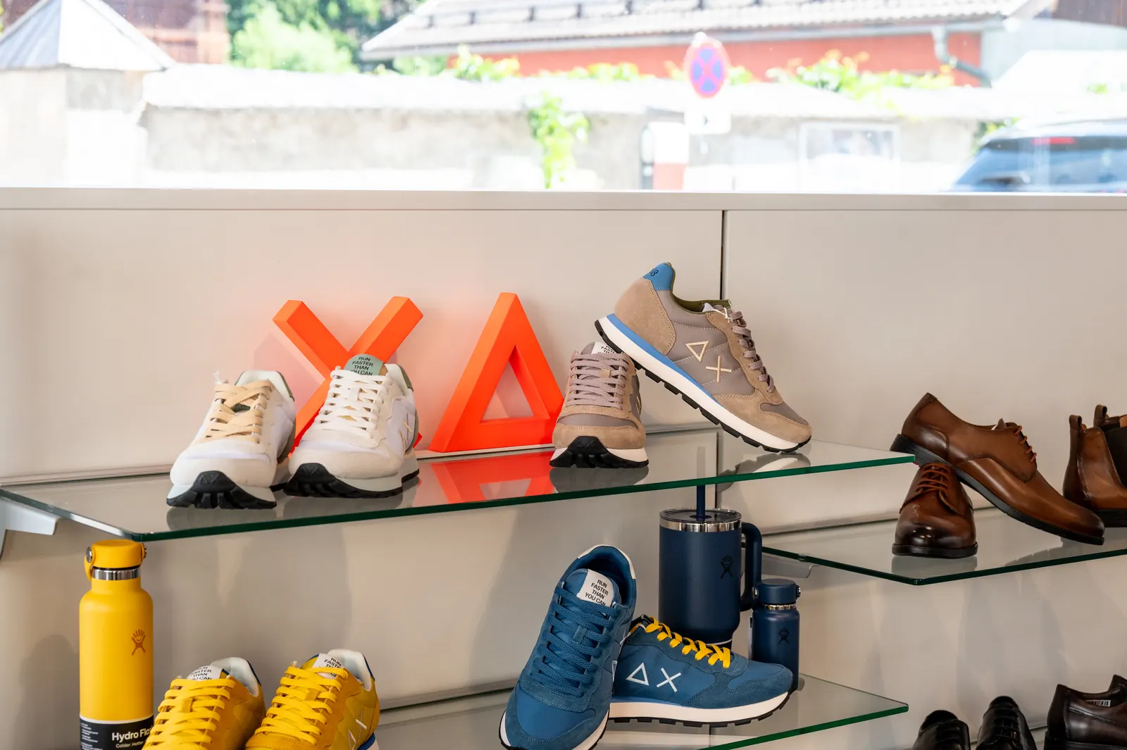 Tamsweg – Sneaker im Schaufenster